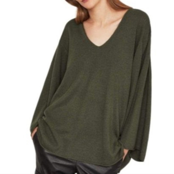 BCBGMAXAZRIA Masha Merino wool mix dark fatigue green oversized pullover NWT - Picture 1 of 6
